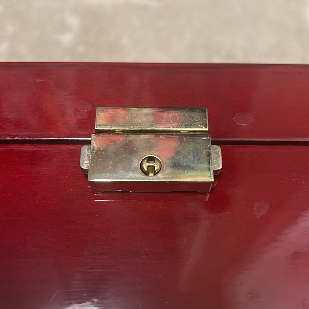 CHERRY WOOD DISPLAY WATCH BOX Jewelry Case WATCHES ⌚️⏱️ with key lock - Picture 7 of 10